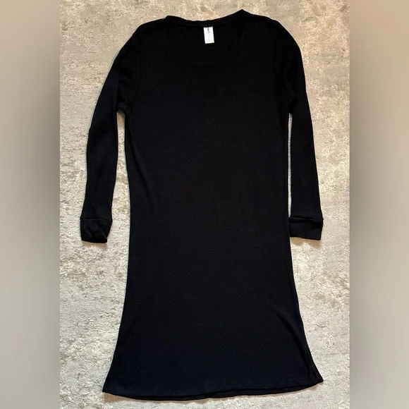 Smash + Tess Black Waffle Dream Long Sleeve Night Shirt Size Medium - Picture 5 of 13